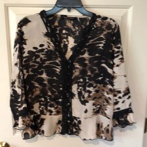 Violet & Claire lace trimmed button down blouse